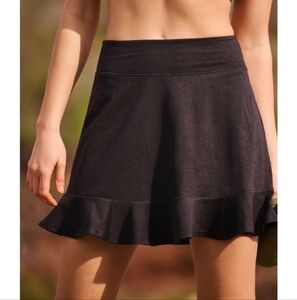 BEYOUND YOGA, ELEGANT BLACK RUFFLE HEM Skirts, SIZE SMALL